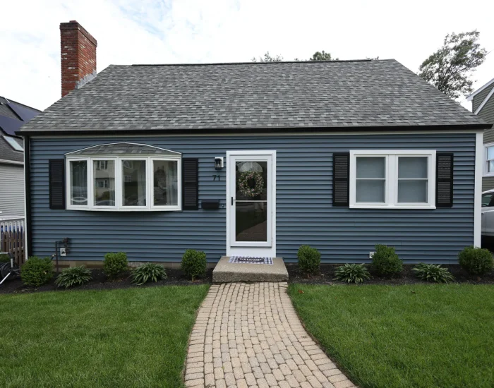 roof-siding-circledr-1